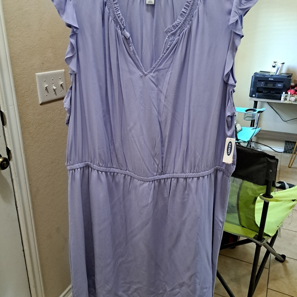 Old Navy summer/spring dress never worm brand new with tags